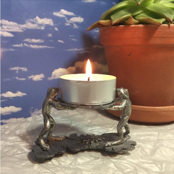 Metzke frogs signed pewter small stand tealight or whatever dated 1994 vintage - Picture 3 of 10